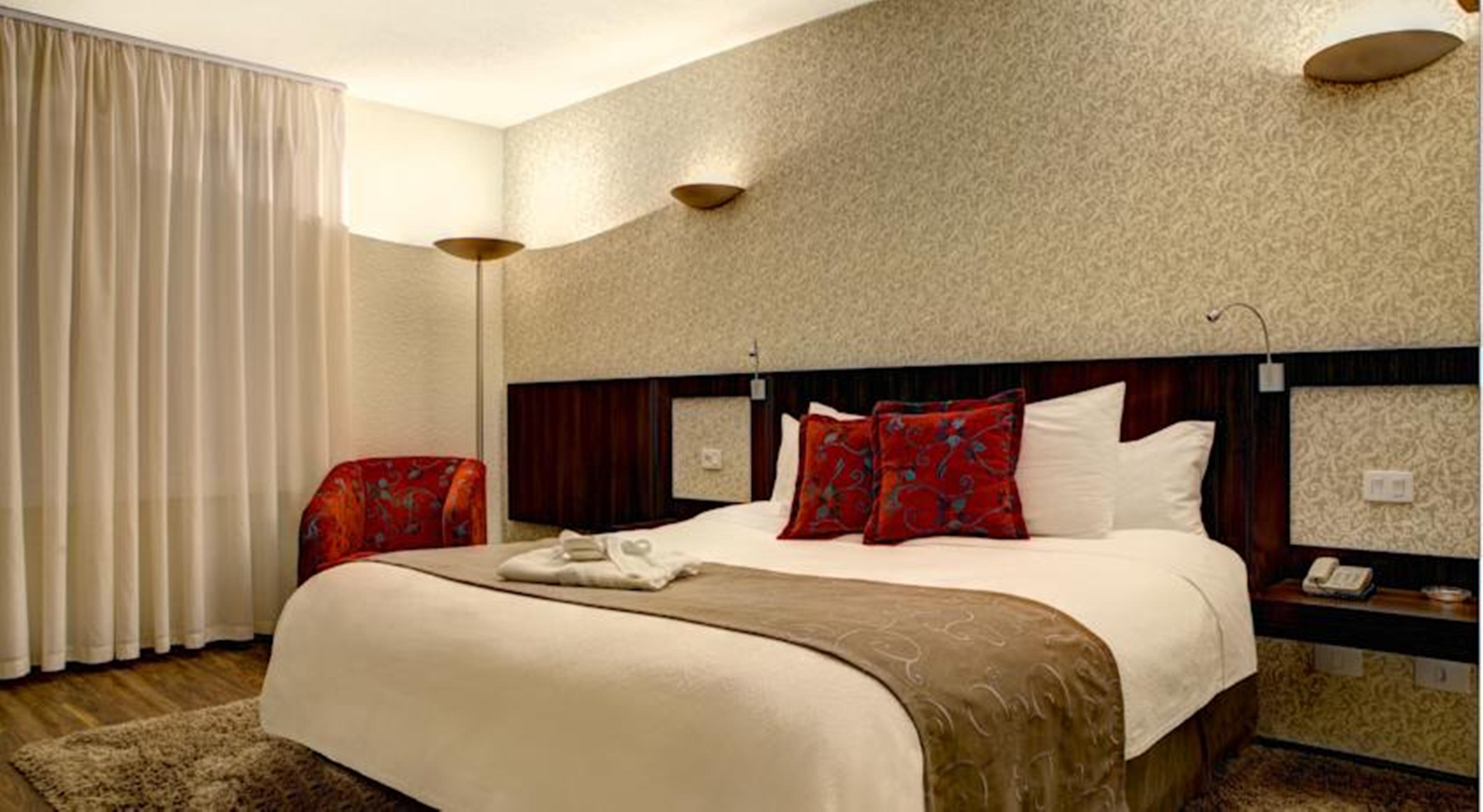 Quality Hotel Curitiba Extérieur photo