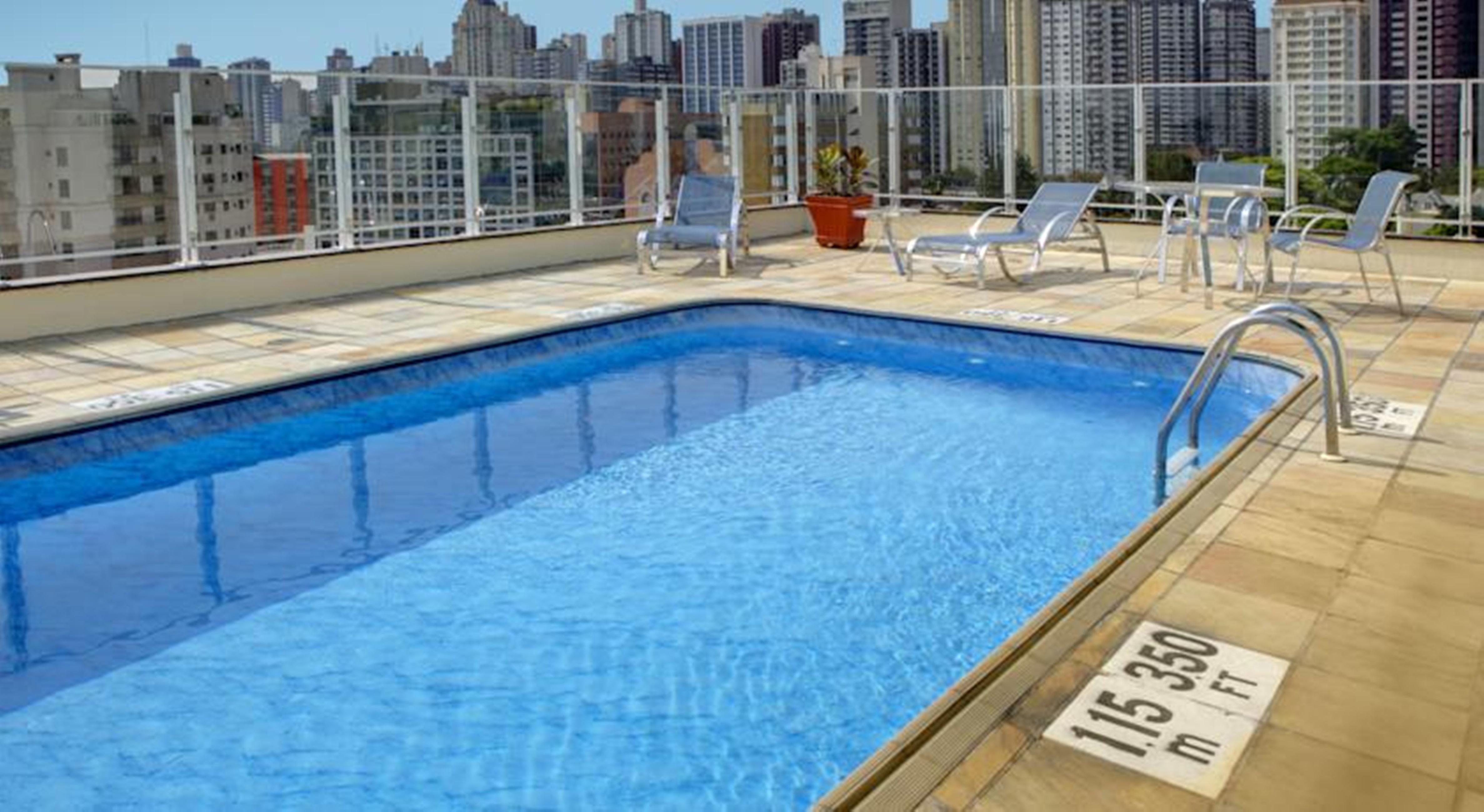 Quality Hotel Curitiba Extérieur photo