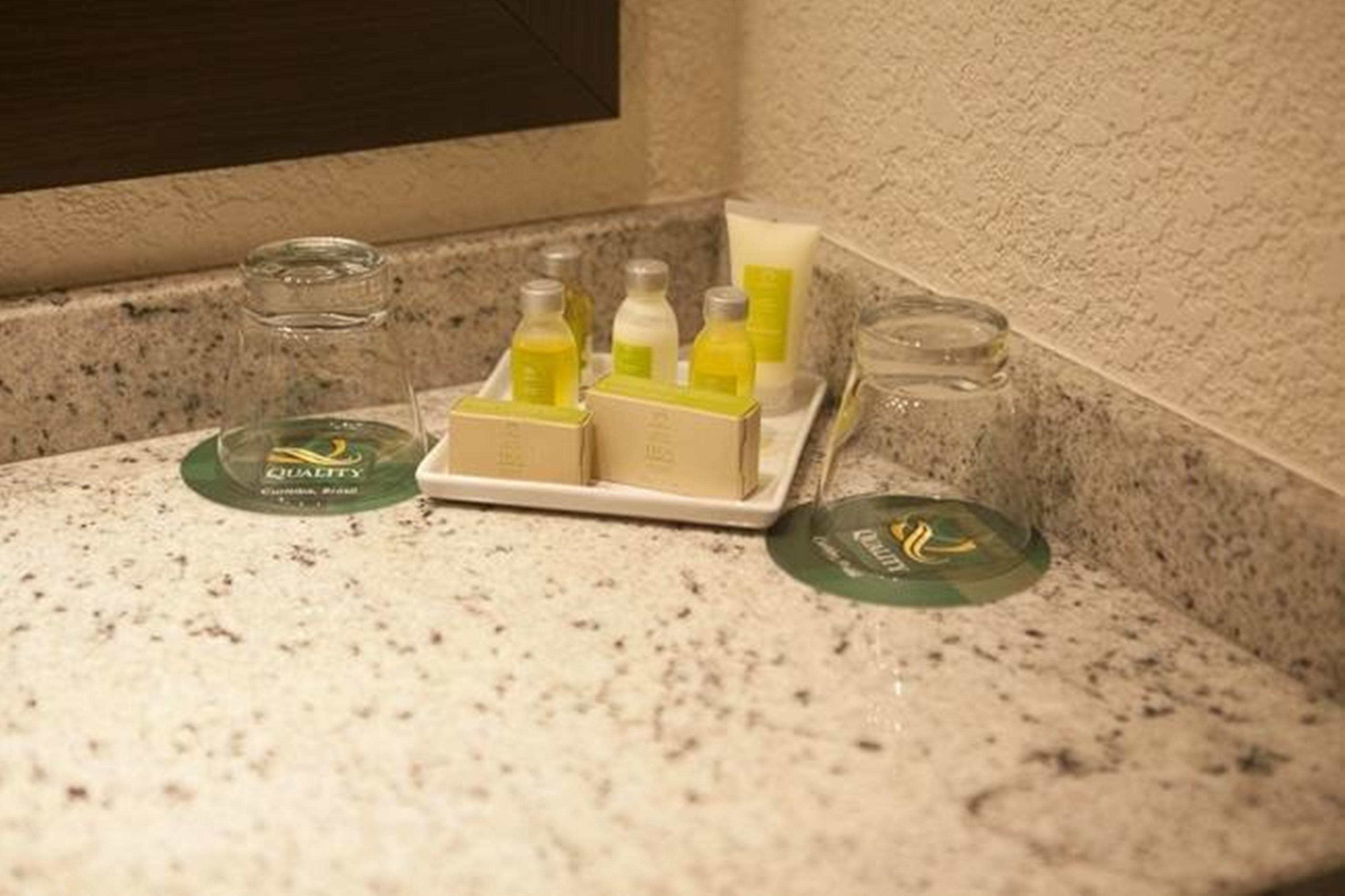 Quality Hotel Curitiba Extérieur photo