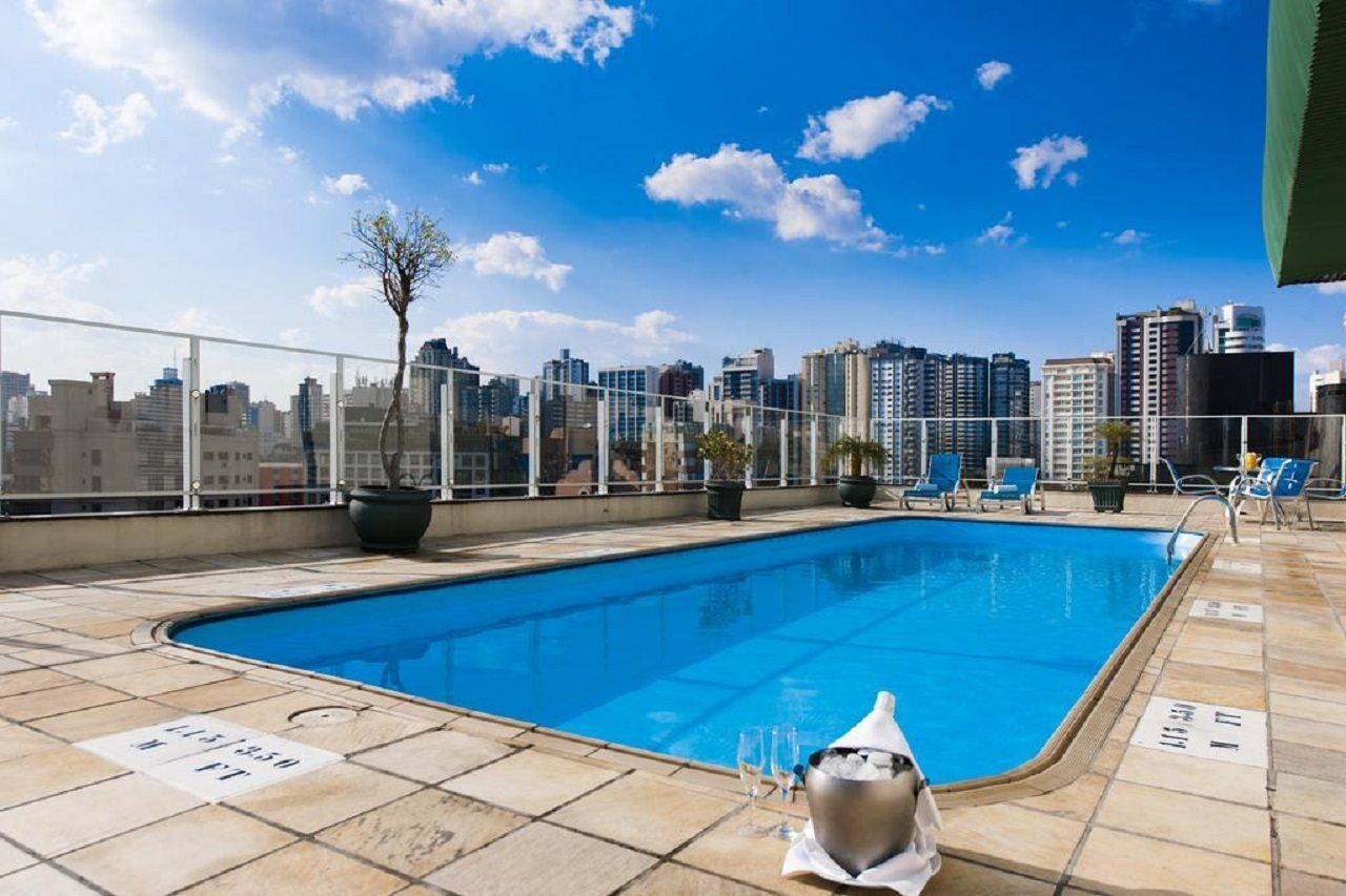 Quality Hotel Curitiba Extérieur photo